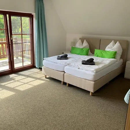 Bed & Breakfast An Der Gaertnerei Doemitz
