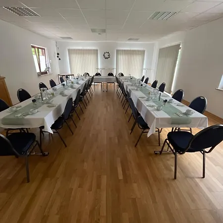 Bed & Breakfast An Der Gaertnerei Doemitz